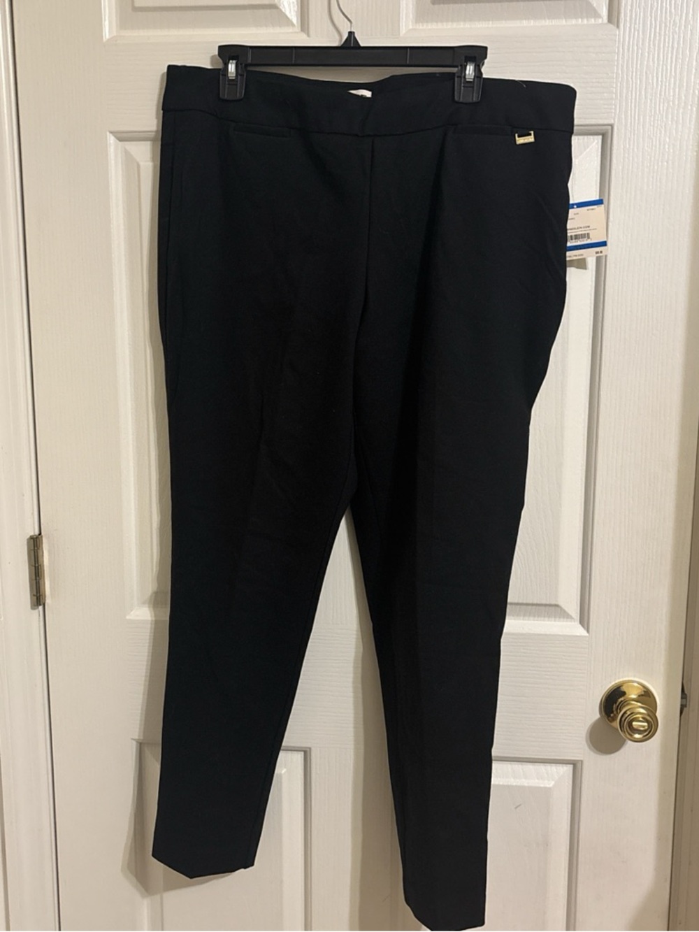 Anne Klein Black Skinny Pull-On Trousers